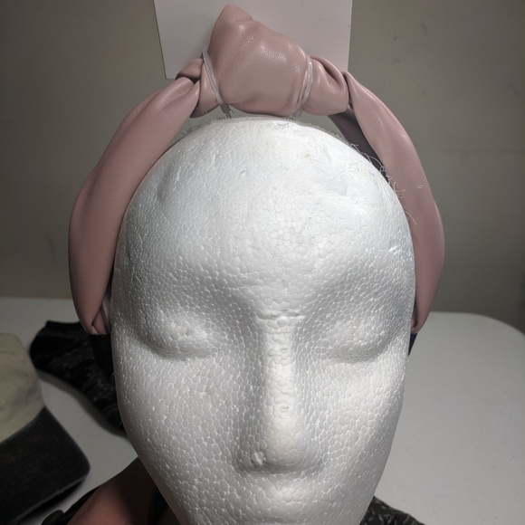 🌍Olivia Oversized Headband ( final price) - Picture 2 of 2